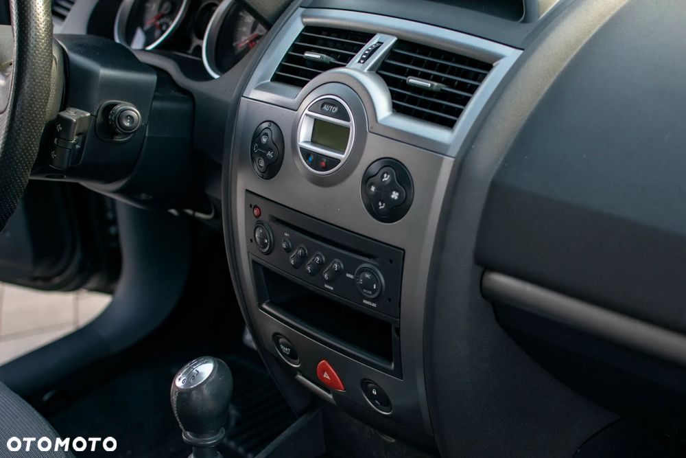 Renault Megane II 2.0T Luxe Privilege - 38