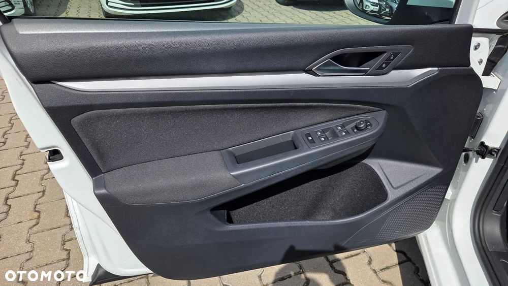 Volkswagen Golf 1.0 TSI Life - 20