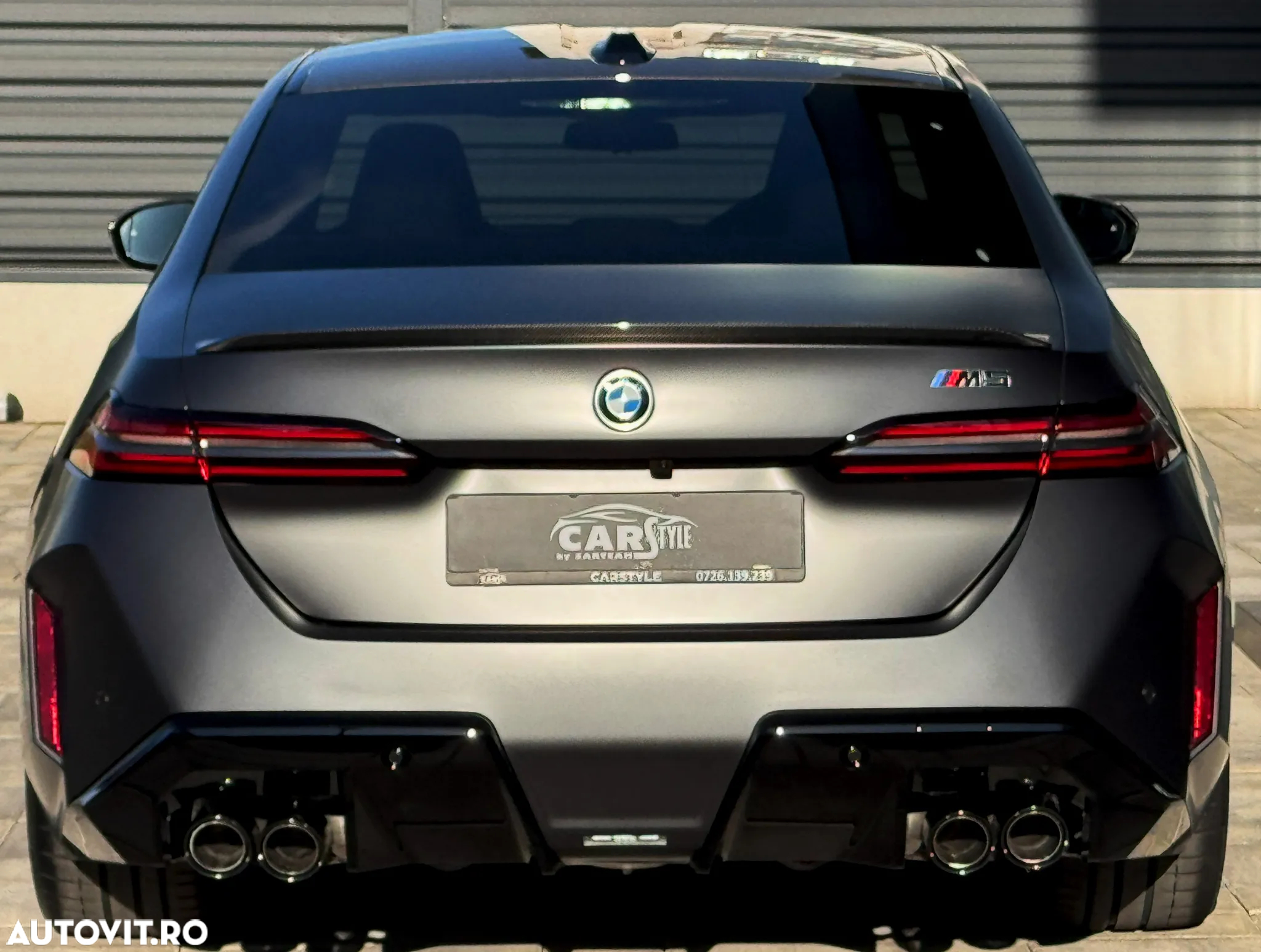 BMW M5 xDrive - 10