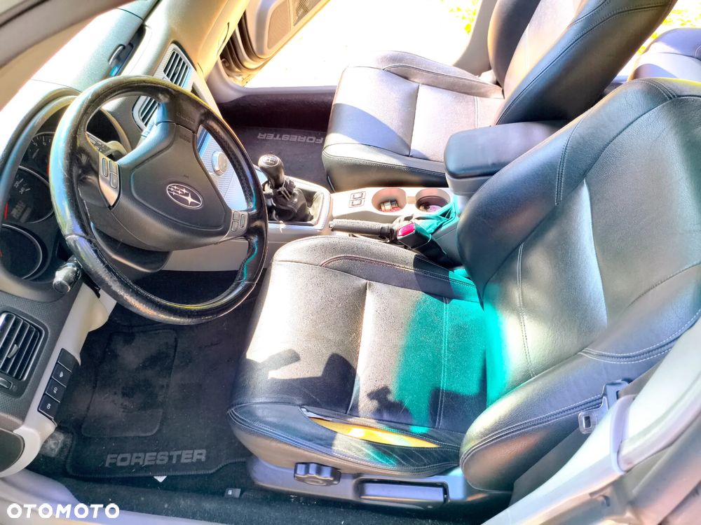 Subaru Forester 2.5XT Turbo - 11
