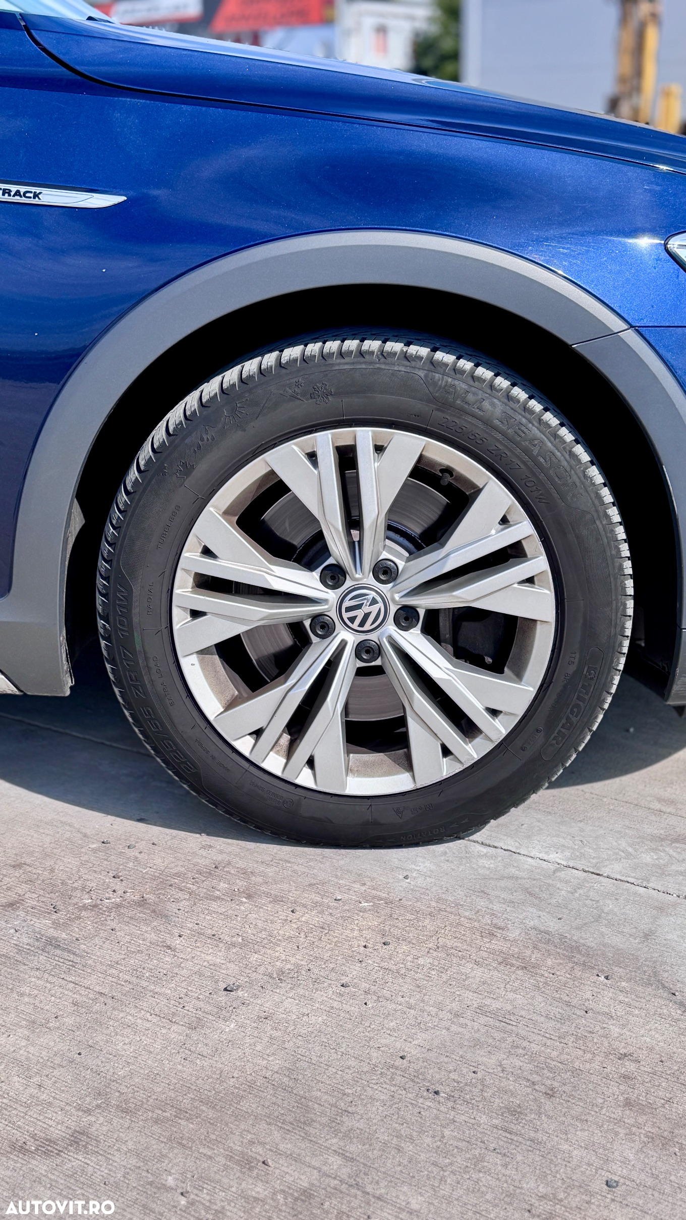 Volkswagen Passat Alltrack 2.0 TDI SCR 4Motion DSG (BMT) - 32