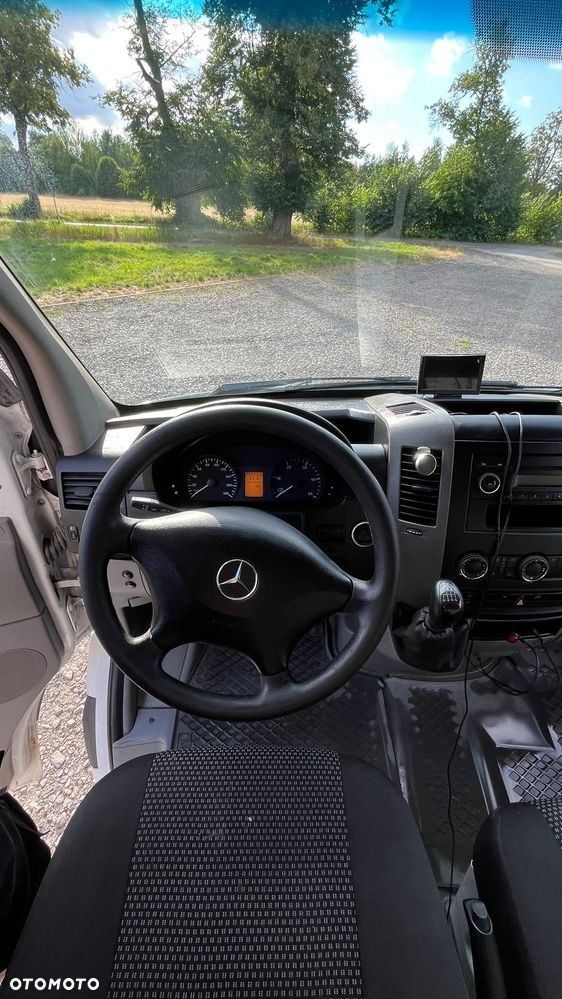 Mercedes-Benz Sprinter 318 - 11