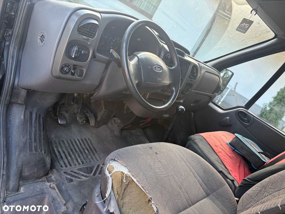 Ford Transit - 5