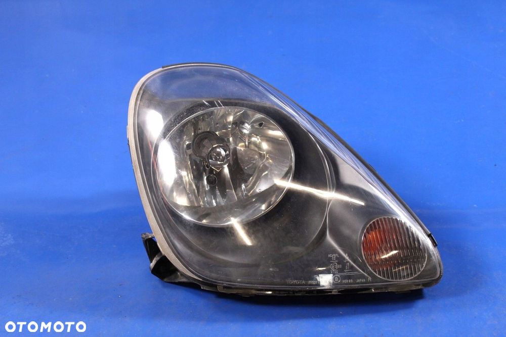 REFLEKTOR LAMPA PRZÓD PRAWY TOYOTA MR2 99-06r UK - 1