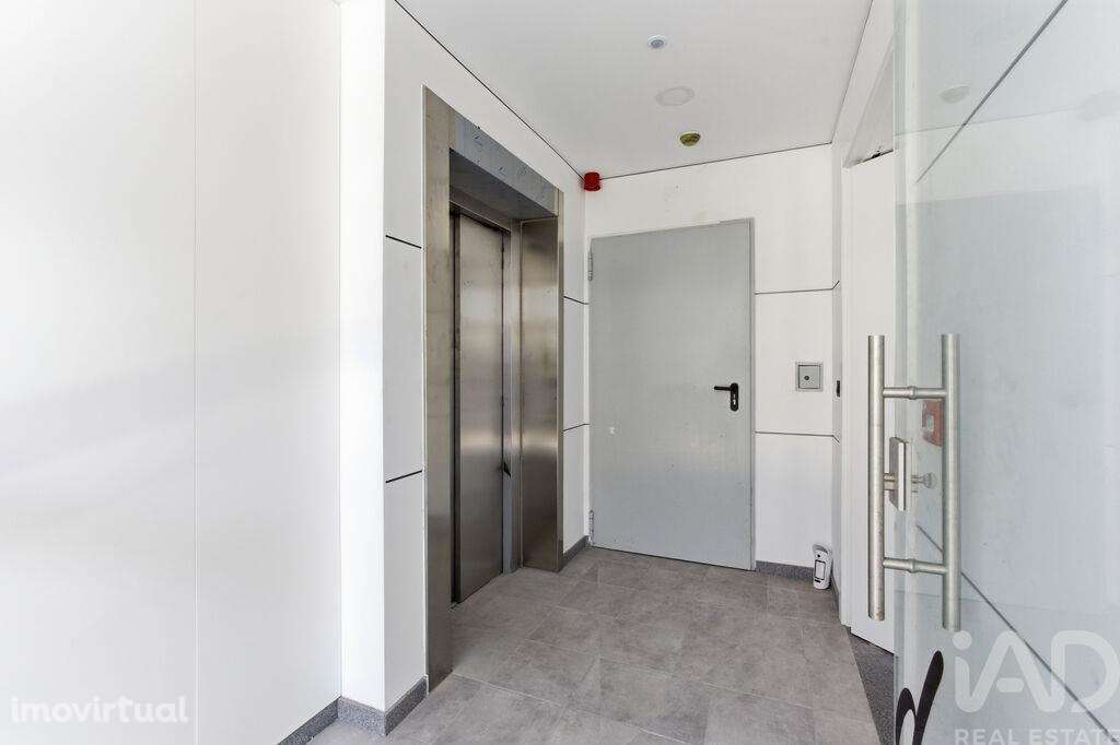 Apartamento T3 em Santa Iria de Azoia, São João da Talha e Bobadela de - Grande imagem: 3/28