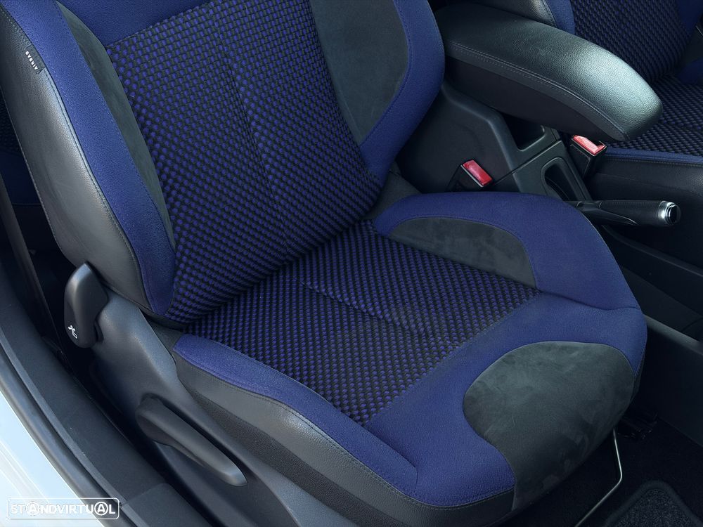 Citroën DS3 Cabrio 1.2 VTi So Chic - 32