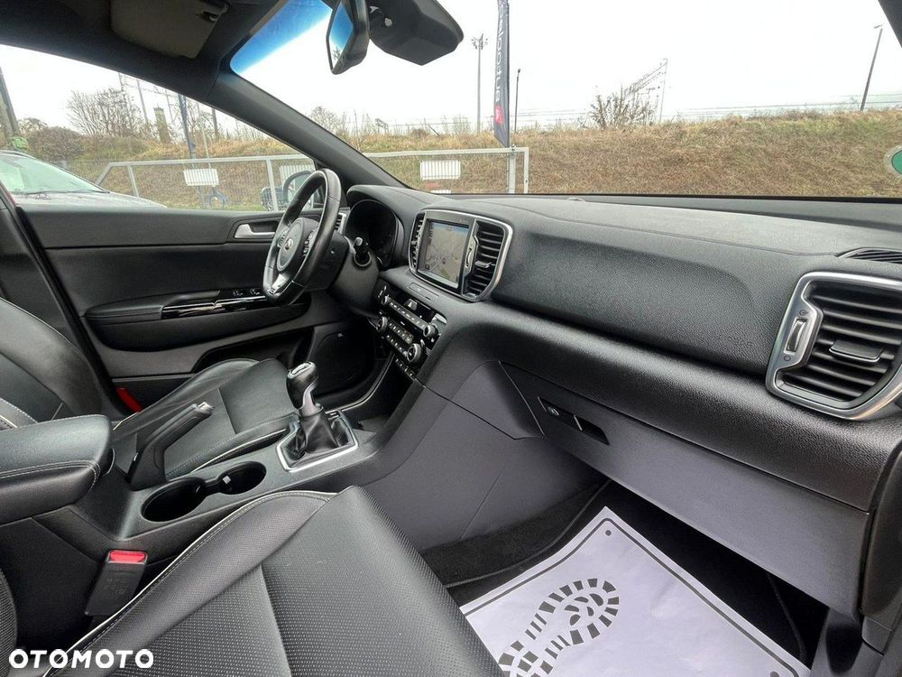 Kia Sportage 2,0 CRDI AWD GT Line - 37