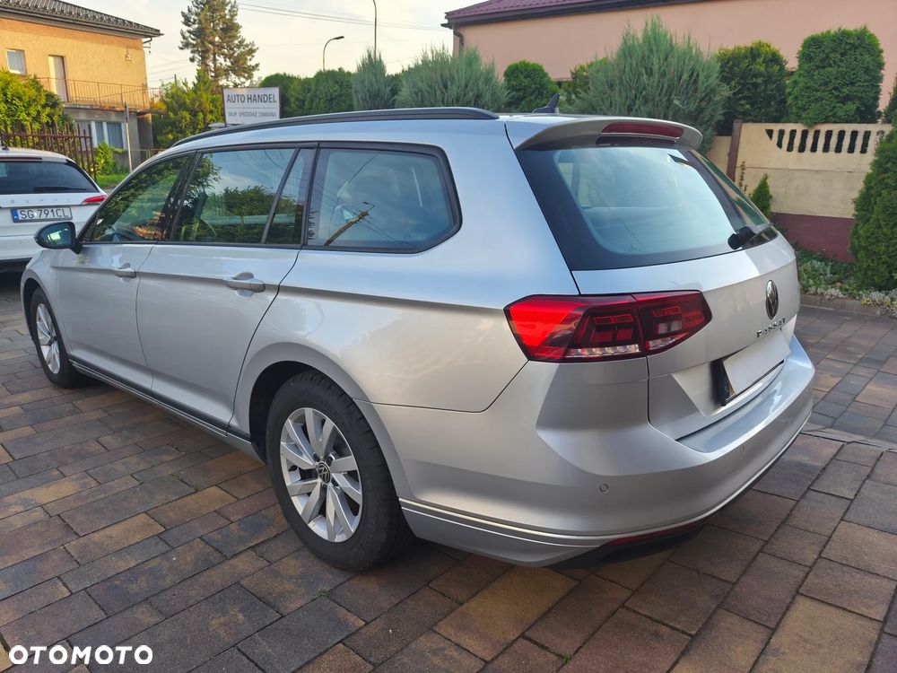 Volkswagen Passat - 8