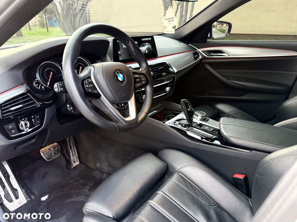 BMW Seria 5 530i xDrive M Sport sport - 10