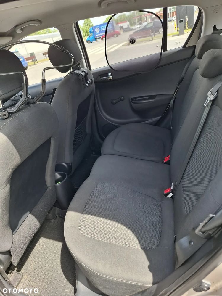 Hyundai i20 - 8