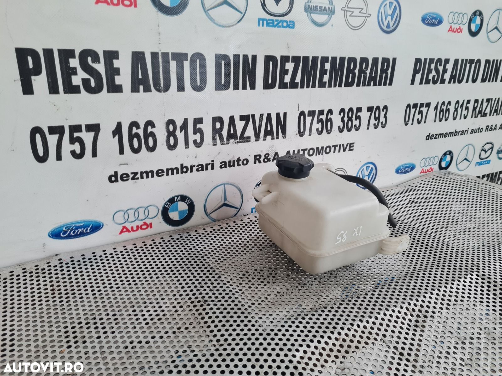 Bidonas Vas Expansiune Apa Antigel Hyundai IX35 2.0 Benzina An 2009-2010-2011-2012-2013-2014-2015 M - 1