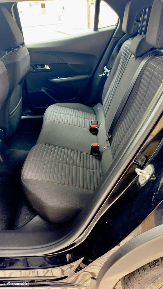 Peugeot 2008 PureTech 110 GPF Stop&Start EAT6 Active - 16