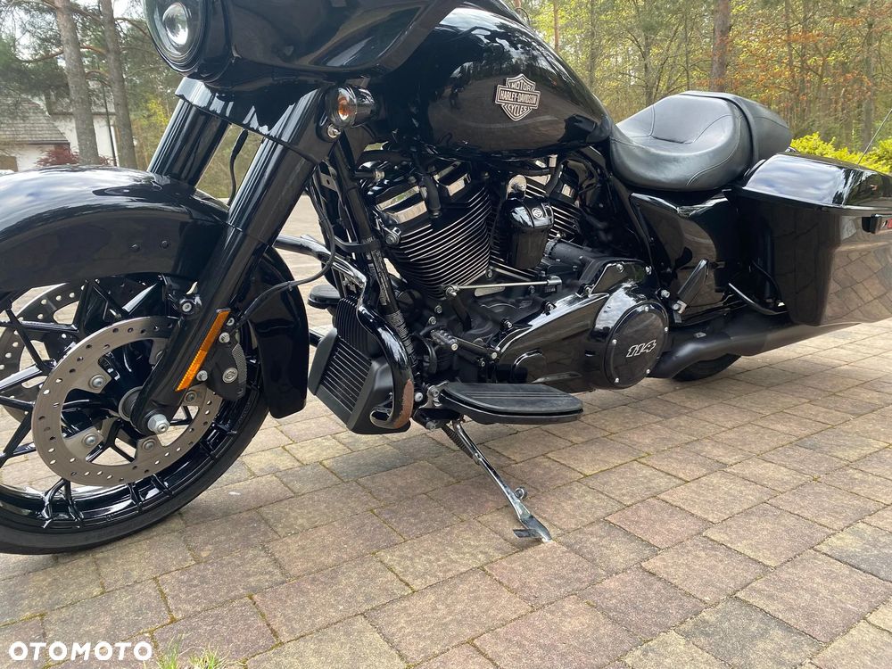 Harley-Davidson Touring Street Glide - 14