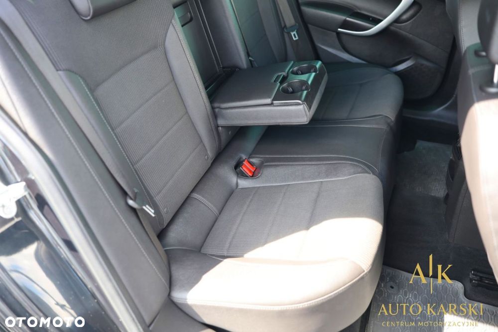 Opel Insignia - 37