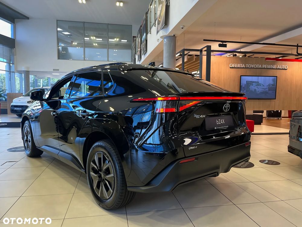 Toyota bZ4X 73.1kWh Style - 6