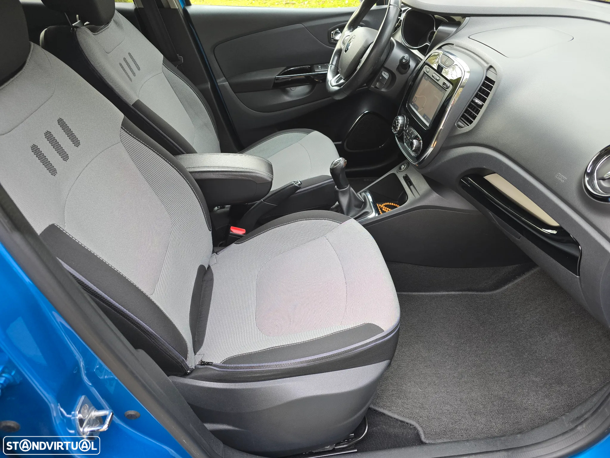 Renault Captur 0.9 TCE - 24
