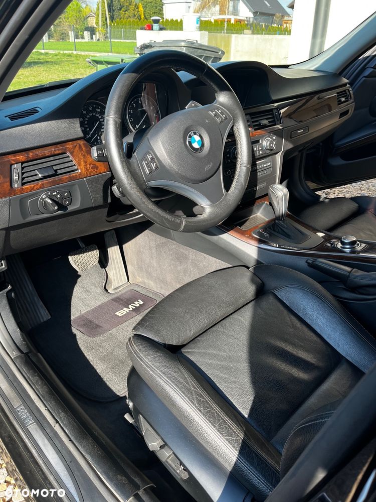 BMW Seria 3 335i Edition Exclusive - 13