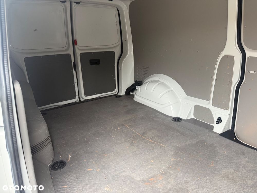 Volkswagen Transporter. LONG - 7
