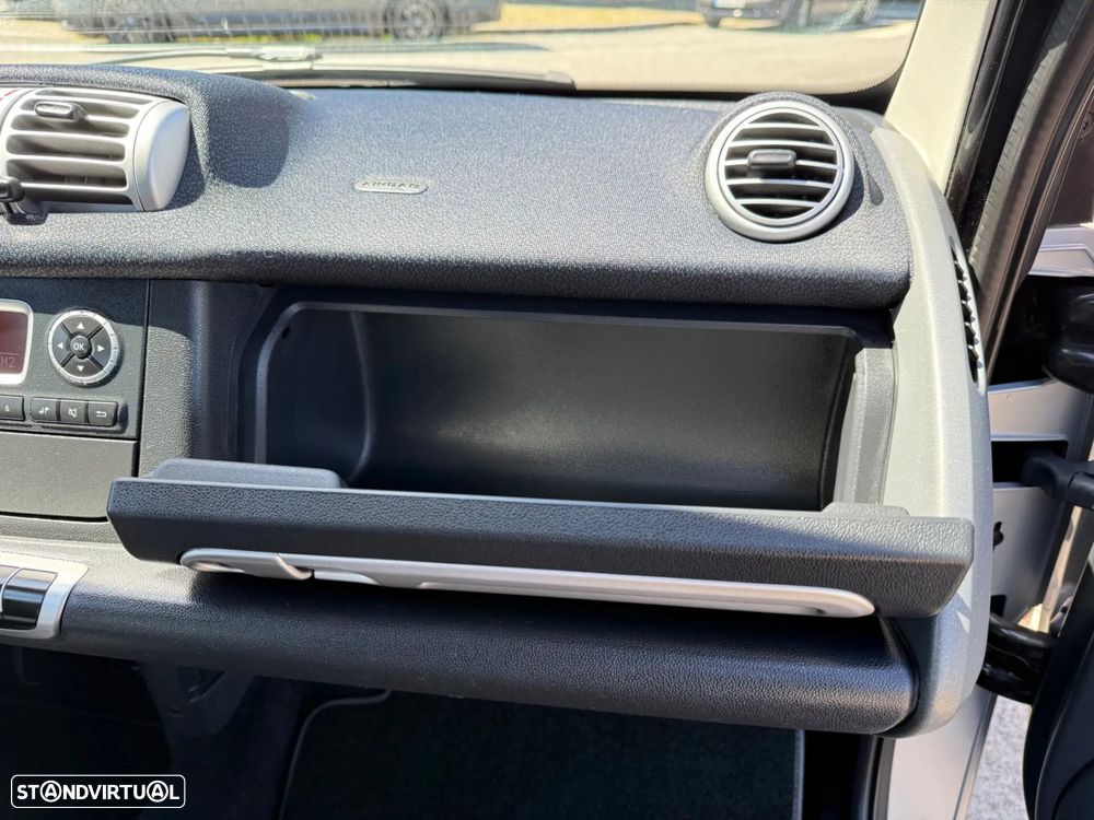 Smart ForTwo Coupé 1.0 mhd Pure 61 - 18