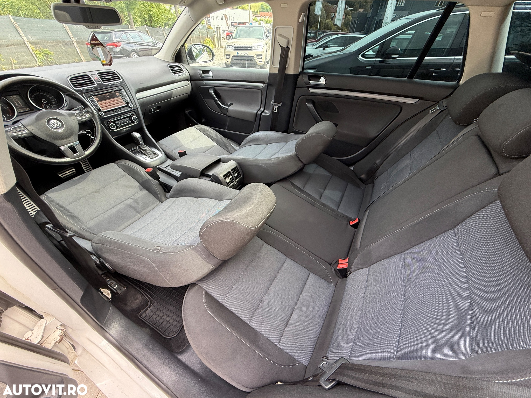 Volkswagen Golf 2.0 TDI Highline DSG - 22
