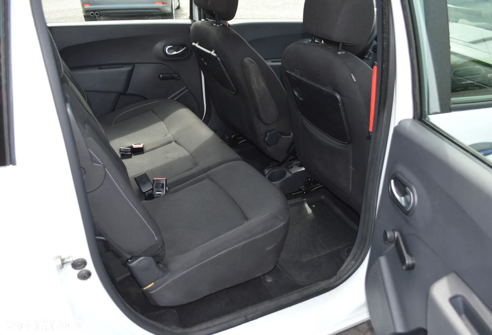 Dacia Lodgy 1.6 SCe Connected by Orange S&S - 14