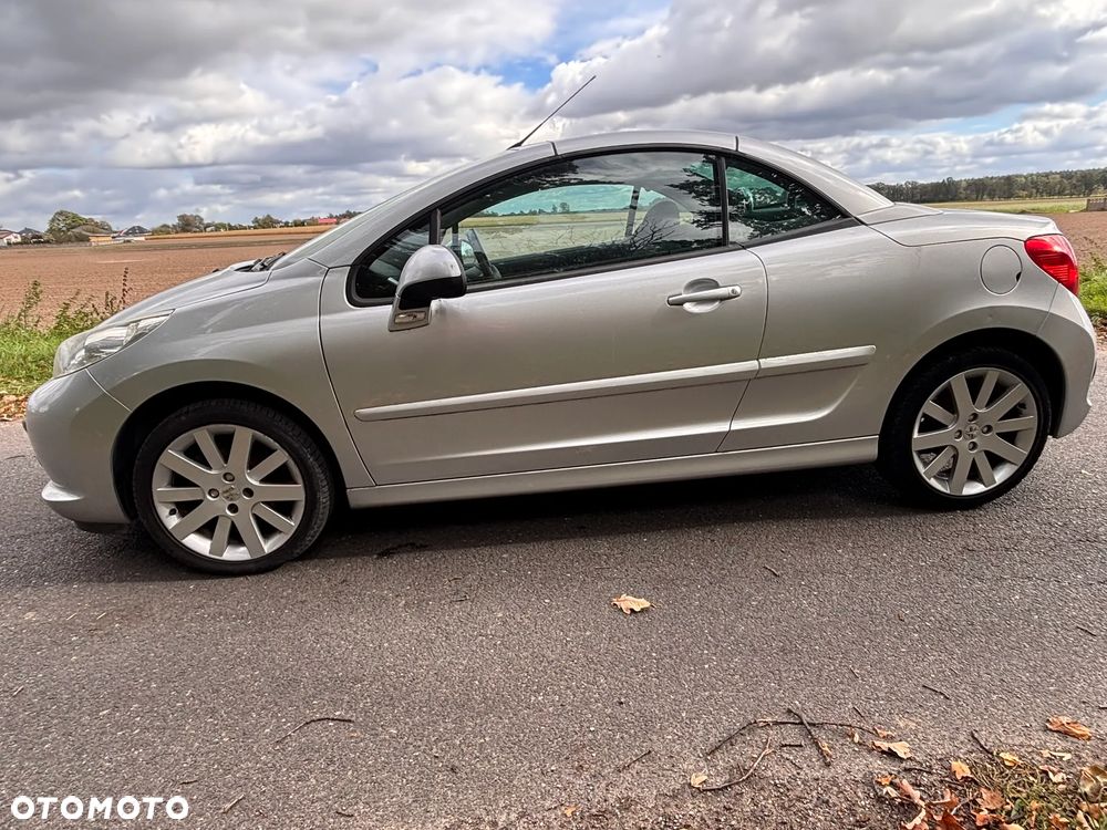 Peugeot 207 CC - 3
