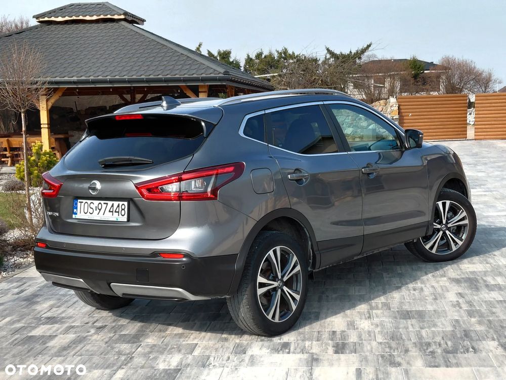 Nissan Qashqai 1.3 DIG-T SHIRO - 5