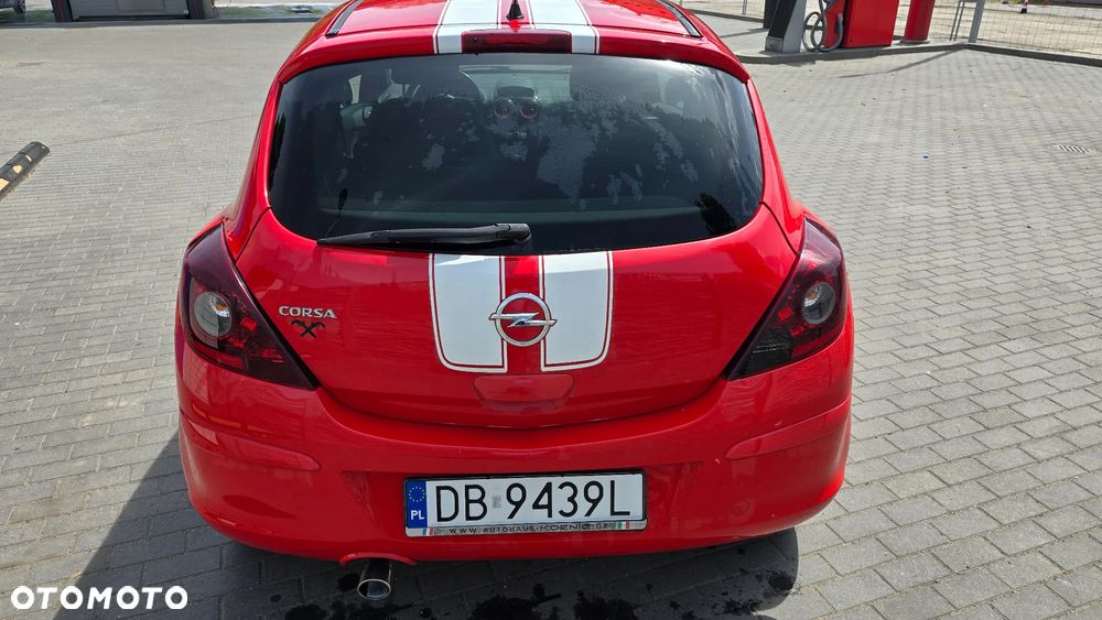 Opel Corsa 1.4 16V Color Edition - 10