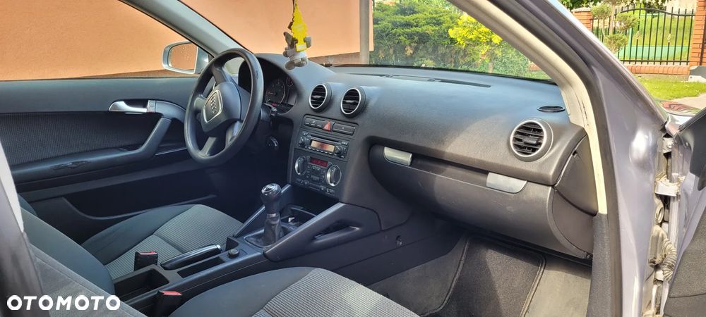 Audi A3 3-drzwiowe 1.9 TDI S Line Sportpaket plus - 4