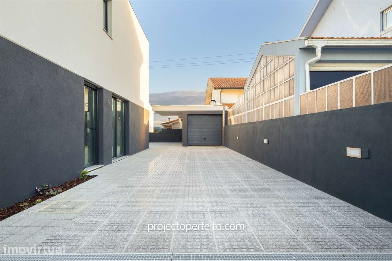 Moradia T4 Venda em Serzedo e Perosinho,Vila Nova de Gaia - Grande imagem: 4/21