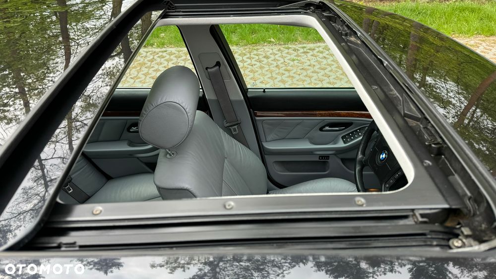 BMW Seria 5 - 23