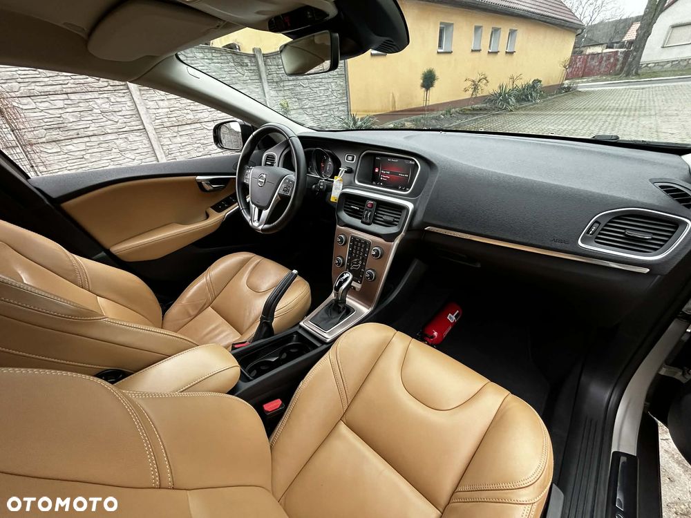 Volvo V40 Cross Country D2 Geartronic Summum - 10