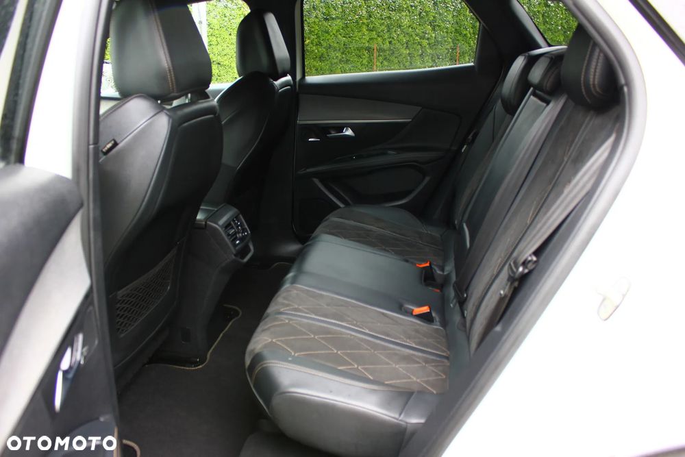 Peugeot 3008 2.0 BlueHDi GT S&S EAT8 - 36