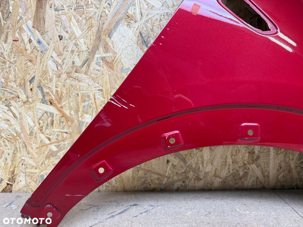 BŁOTNIK PRZÓD PRAWY OPEL CROSSLAND X BORDOWY/WIŚNIOWY METALIK - 29