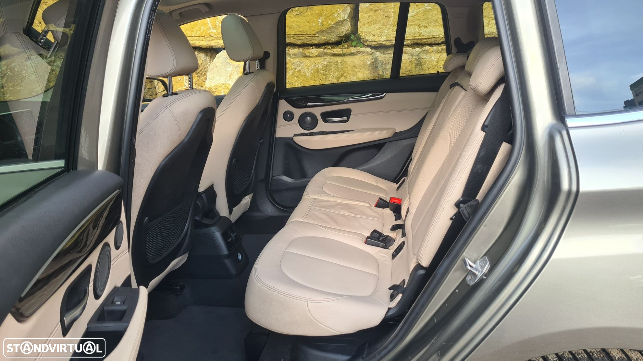 BMW 218 Gran Tourer d 7L Line Sport Auto - 46