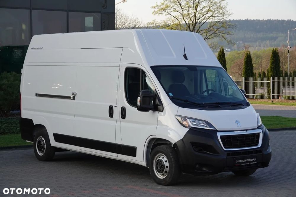 Peugeot BOXER / 2.2 - 120  KM / L3H3 /  FURGON BLASZAK / 2022 ROK / MANUAL /  SPROWADZONY - 2