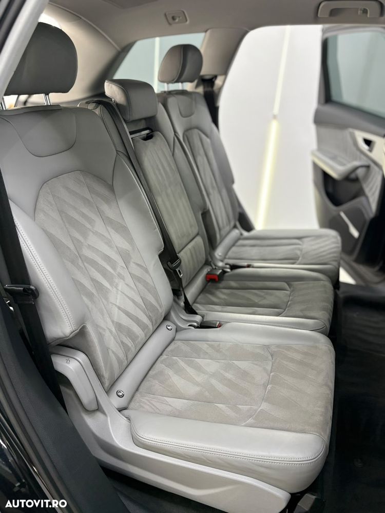 Audi Q7 - 11