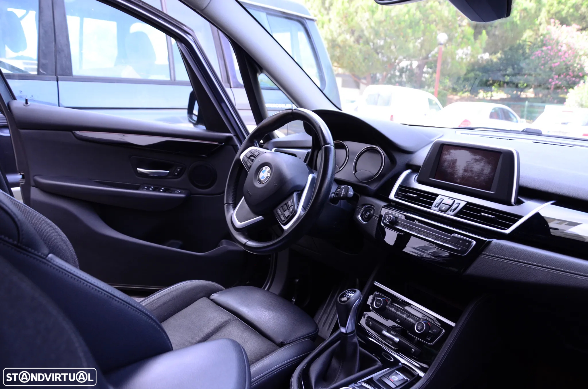 BMW 216 Gran Tourer d 7L Line Sport - 6