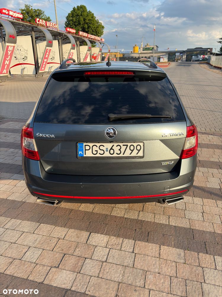 Skoda Octavia 2.0 TDI RS DSG - 6