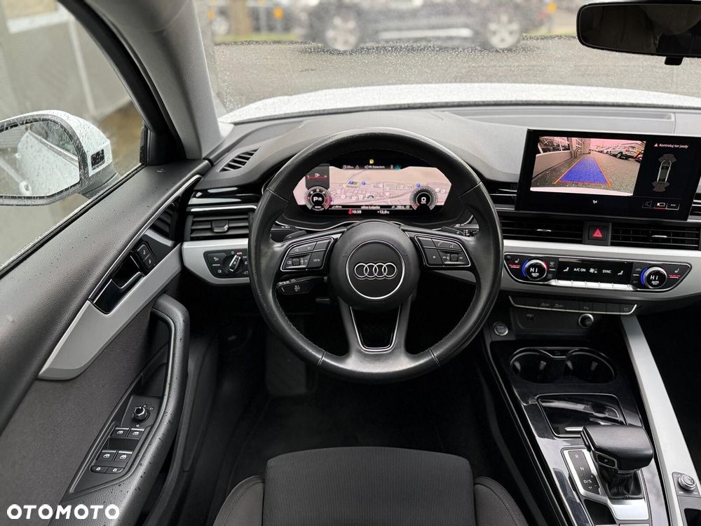 Audi A4 Limousine - 13