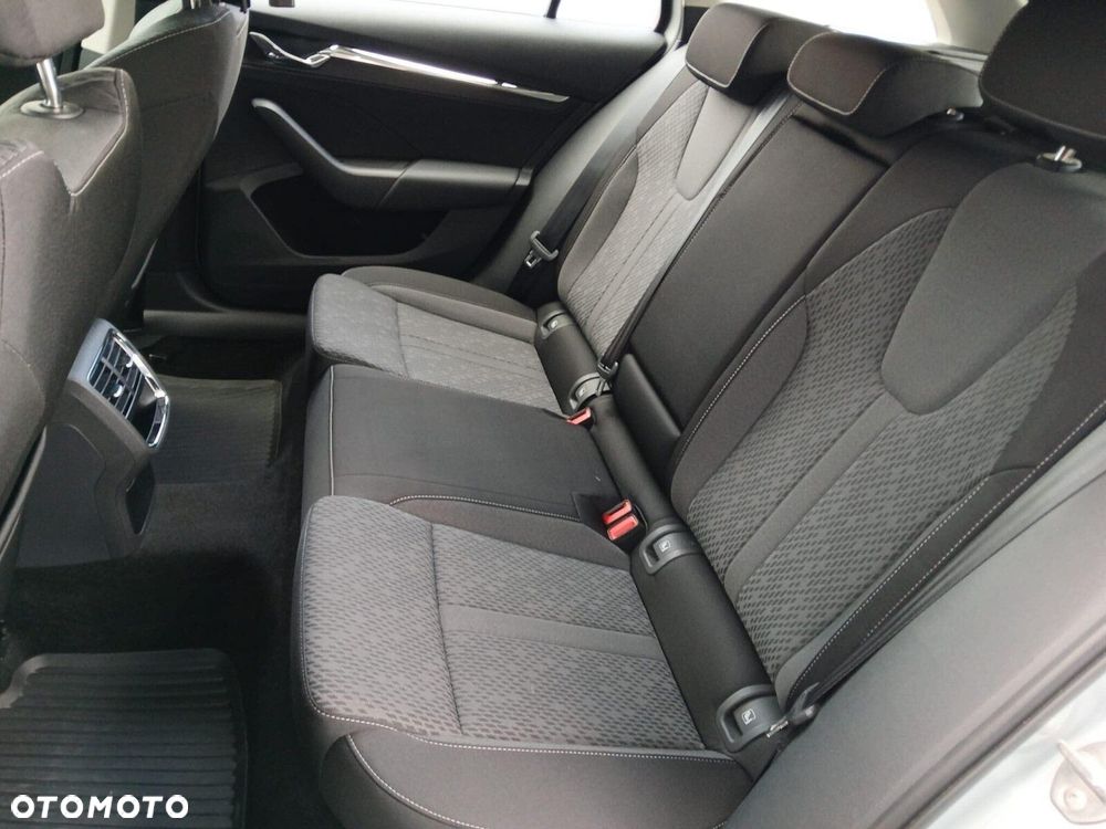 Skoda Octavia 2.0 TDI Business - 18