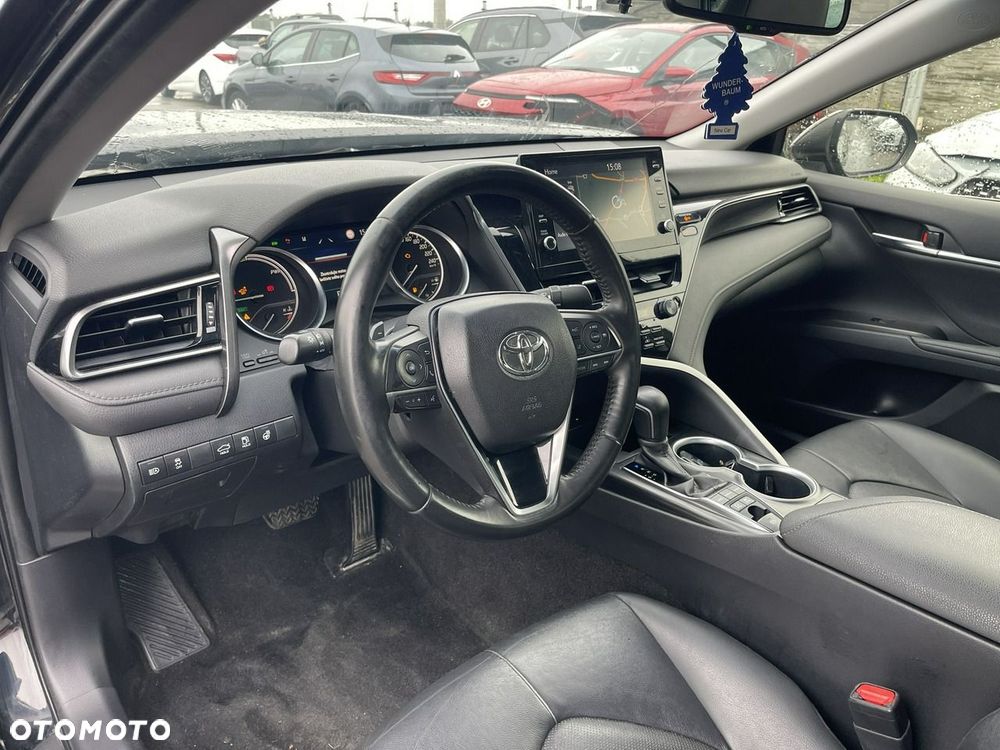 Toyota Camry 2.5 Hybrid Comfort CVT - 10