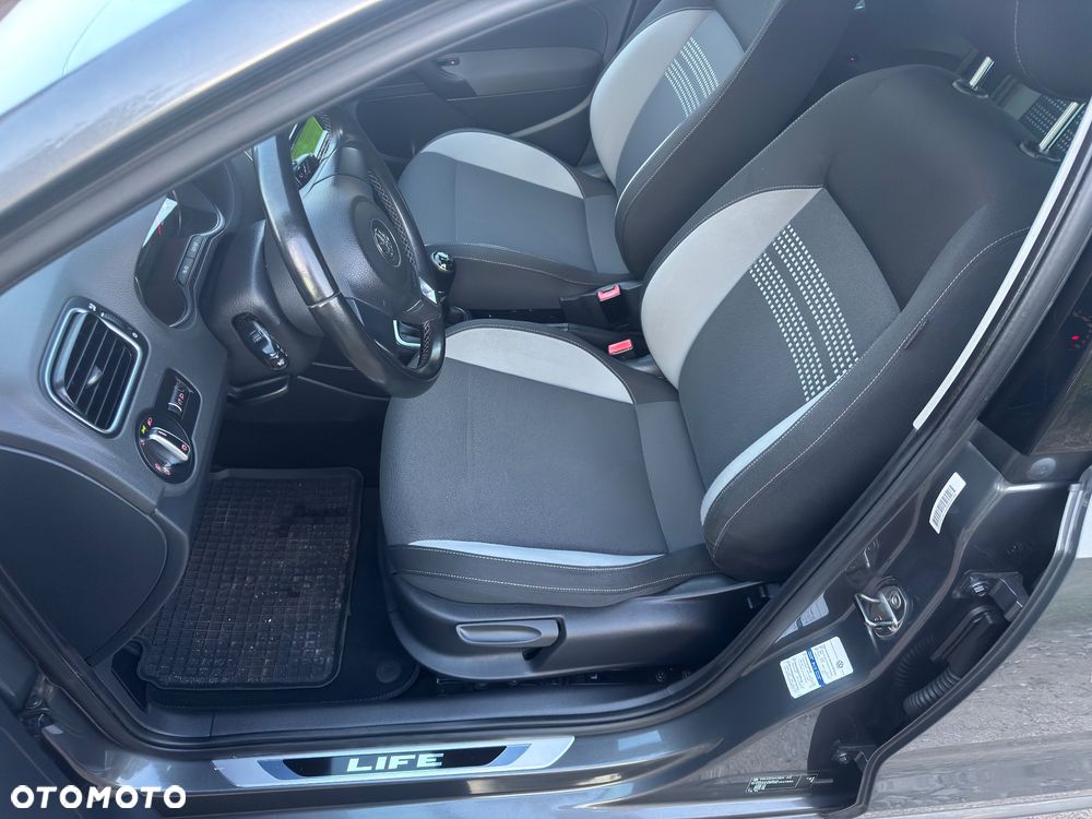 Volkswagen Polo 1.2 Life - 12