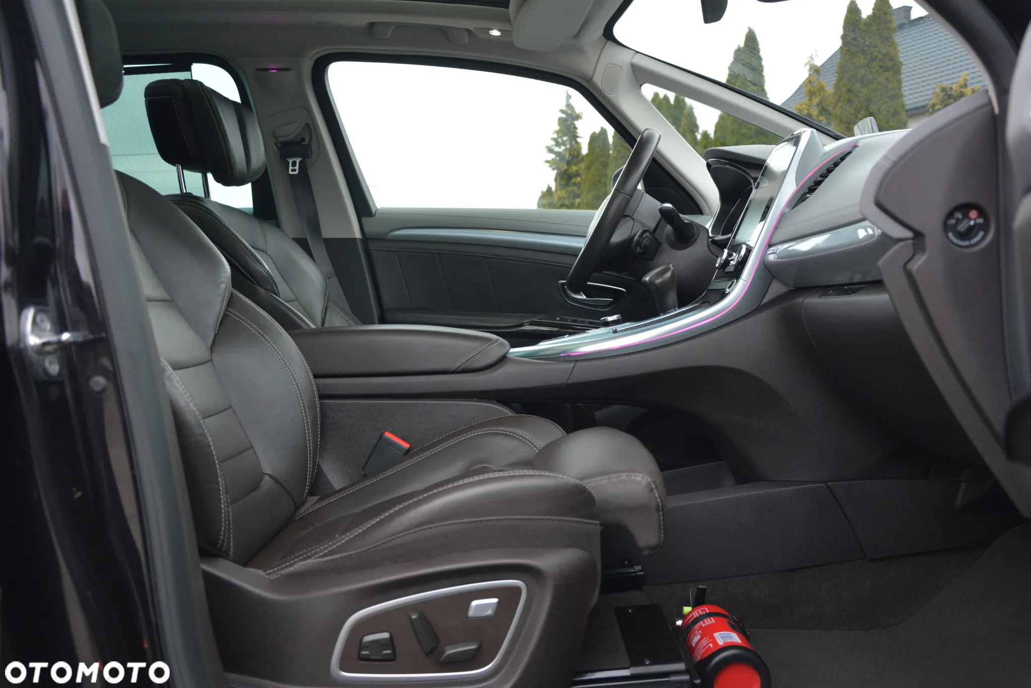 Renault Espace 1.6 dCi Energy Initiale Paris EDC 7os - 23