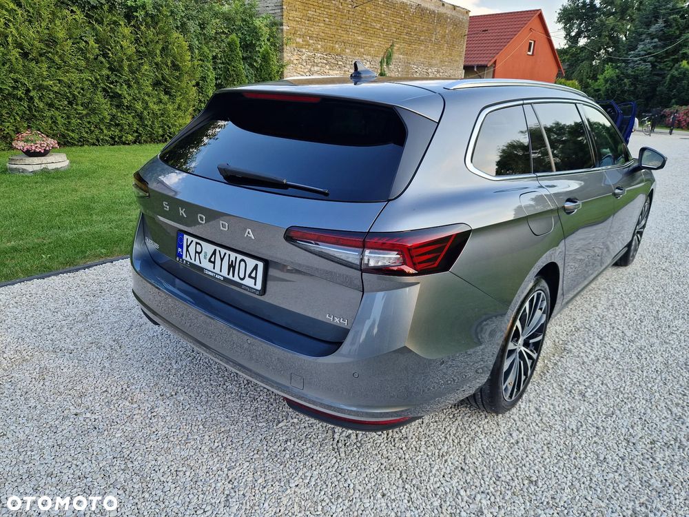 Skoda Superb 2.0 TDI SCR 4x4 L&K DSG - 16