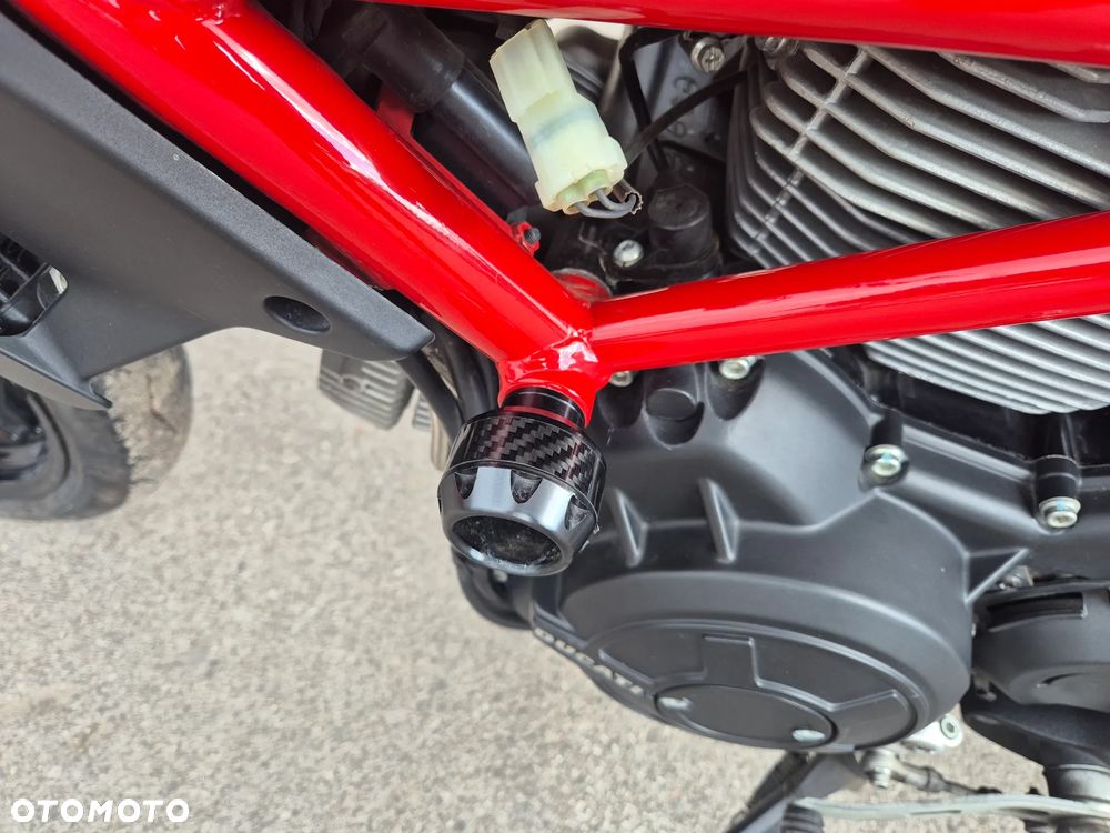 Ducati Monster - 19