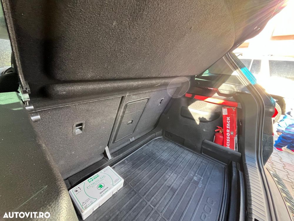 Skoda Karoq 1.5 TSI DSG Style - 12