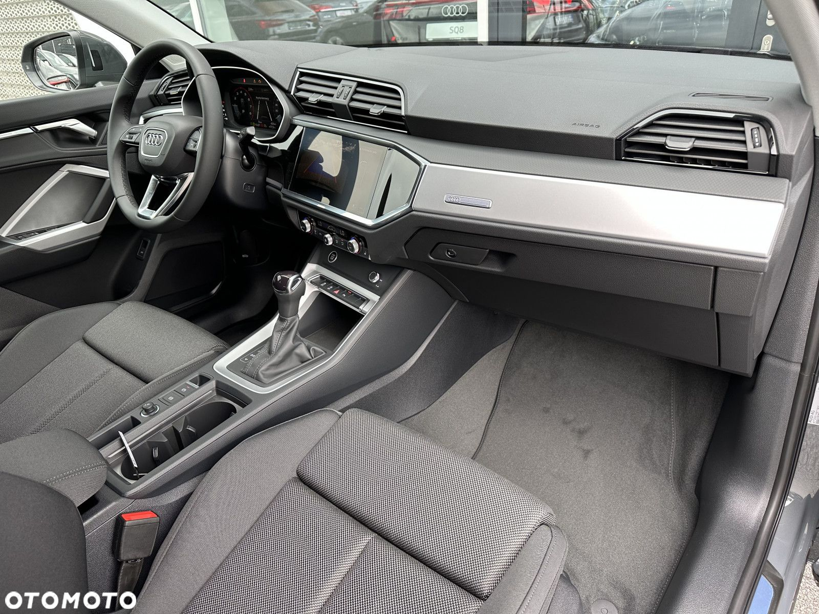Audi Q3 - 23