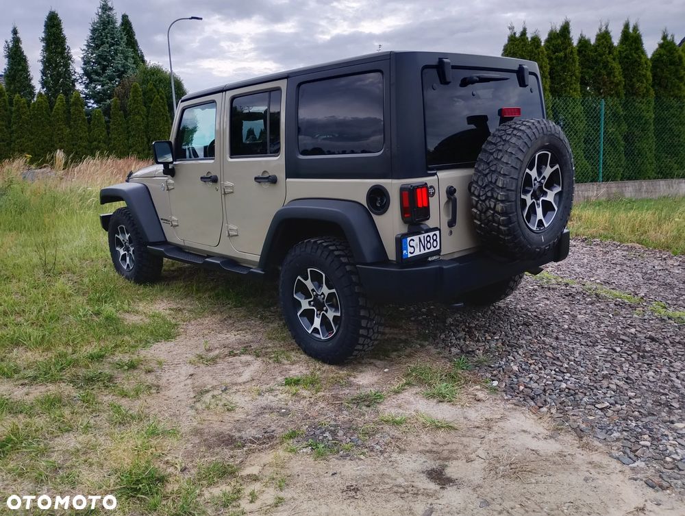 Jeep Wrangler 3.6 Unlim X - 16
