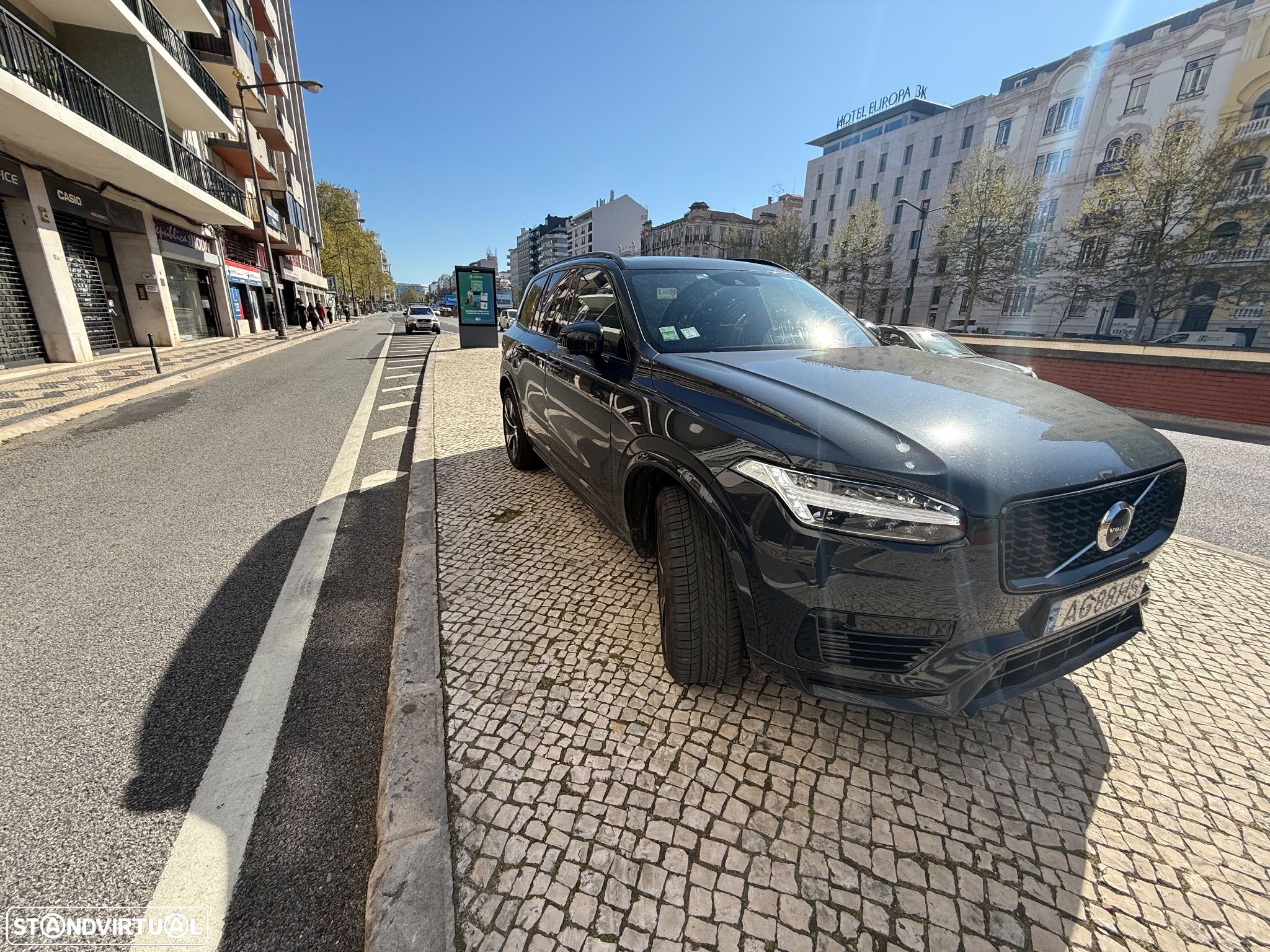 Volvo XC 90 2.0 T8 PHEV R-Design AWD - 1